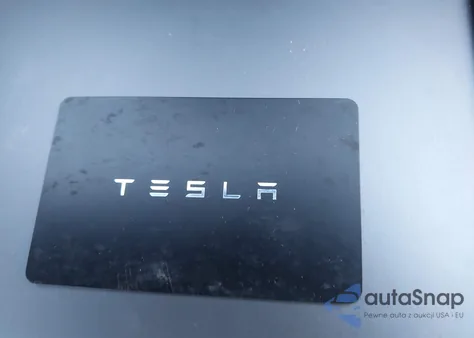 2024 Tesla Model Y Long Range Dual Motor All-Wheel Drive from USA, damaged, VIN 7SAYGDEEXRA284388